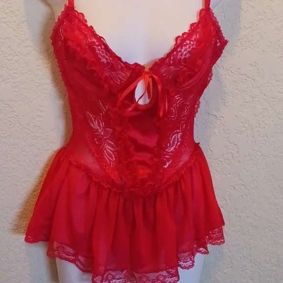 Sugar Thrillz Red Scarlet Lace Lingerie Size Medium - Picture 2 of 12